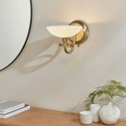 Vogue Cagney Wall Light -Home Lighting Store 30707418