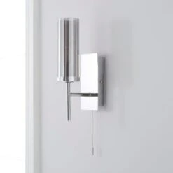 Hotel Chelsea Bathroom Wall Light -Home Lighting Store 30731132 alt01
