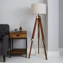 Trio Tripod Floor Lamp -Home Lighting Store 30787669 alt01