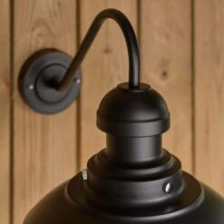 Vogue Preston Curved Outdoor Wall Light -Home Lighting Store 30789761 alt03