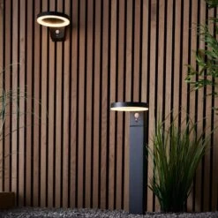 Vogue Idris Outdoor Solar PIR Wall Light -Home Lighting Store 30789779 alt07