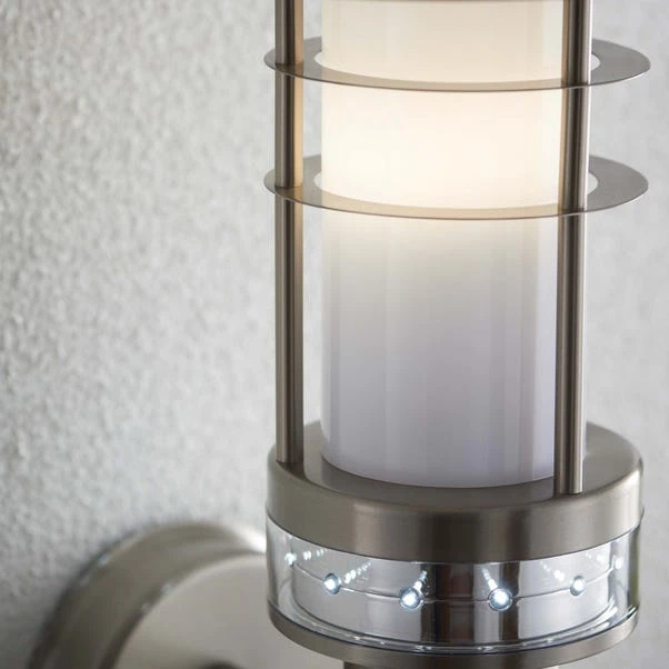 Vogue Lighting Conner Outdoor PIR Wall Light 5 Vogue Lighting Conner Outdoor PIR Wall Light - Image 4