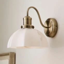 Hartfield Wall Light -Home Lighting Store 30831980 alt01
