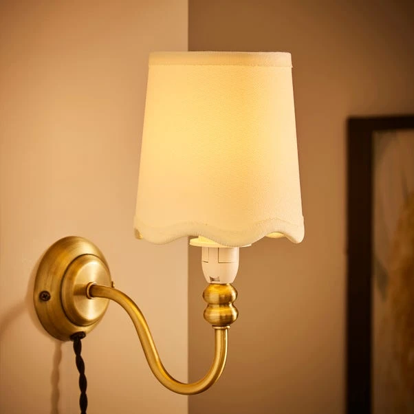 Scalloped Edge Lamp Shade 12 Scalloped Edge Lamp Shade - Image 10