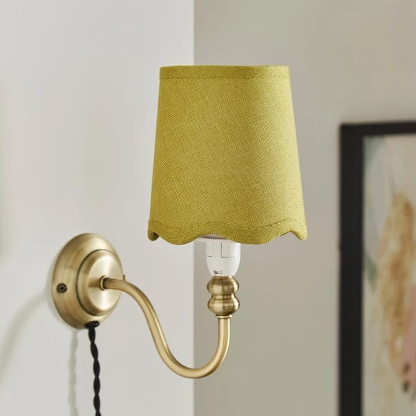 Scalloped Edge Lamp Shade 7 Scalloped Edge Lamp Shade - Image 5