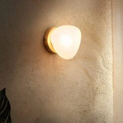 Pebble Modern Wall Light -Home Lighting Store 30920985 alt01