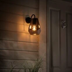 Hartnell Art Deco Outdoor Wall Light -Home Lighting Store 30921729 alt01