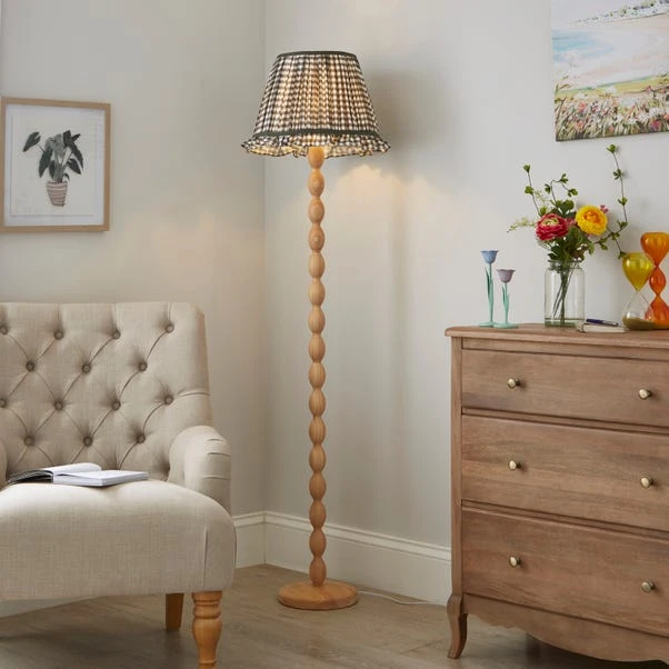 Carys Frilled Gingham Lamp Shade 11 Carys Frilled Gingham Lamp Shade - Image 9