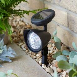 Solar Plastic Outdoor Spot Light -Home Lighting Store 30925214 alt01