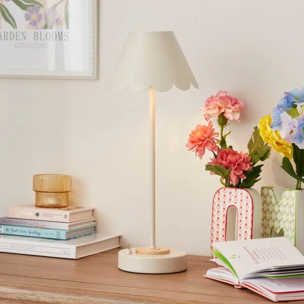 Remi Rechargeable Table Lamp 8 Remi Rechargeable Table Lamp - Image 6