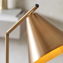 Vogue Catco Industrial Adjustable Floor Lamp -Home Lighting Store 30990043 alt03